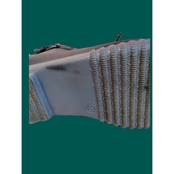 Maurices Women's duck Boots size 10 like new worn 2 times - Picture 6 of 7